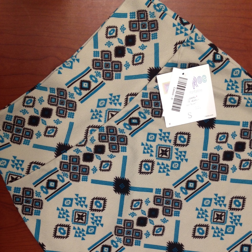 NWT LuLaRoe Cassie